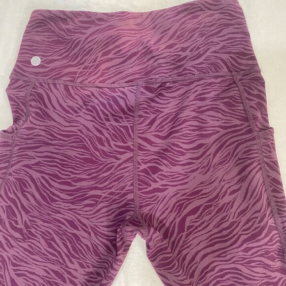 Zella Womens Leggings Sz M Purple Zebra Pockets Stretch Casual Athletic Pants - Picture 3 of 10